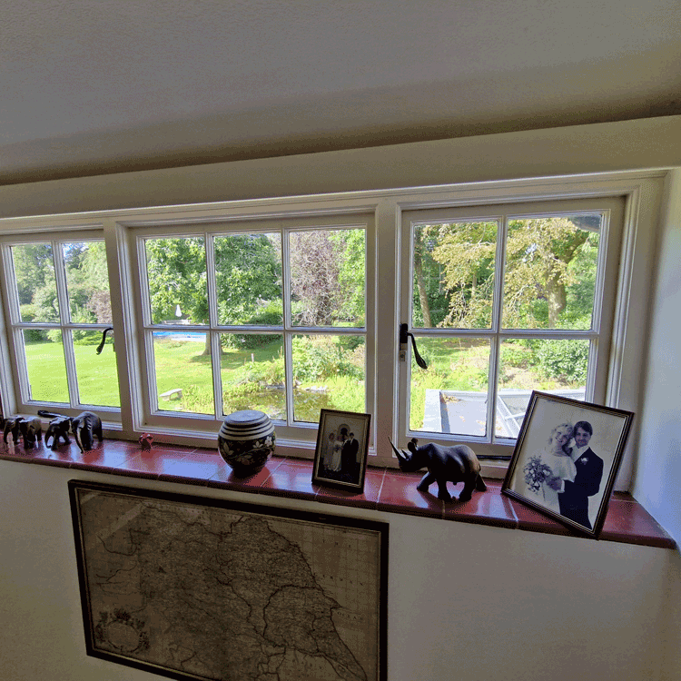 Woodcraft Windows.