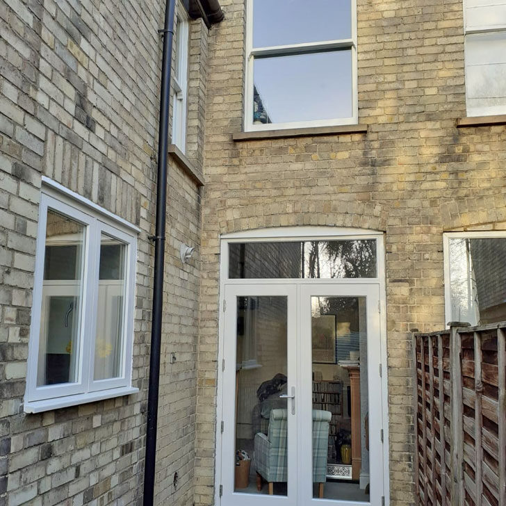 Aluminium Sliding Doors Cambridge. Woodcraft Windows.