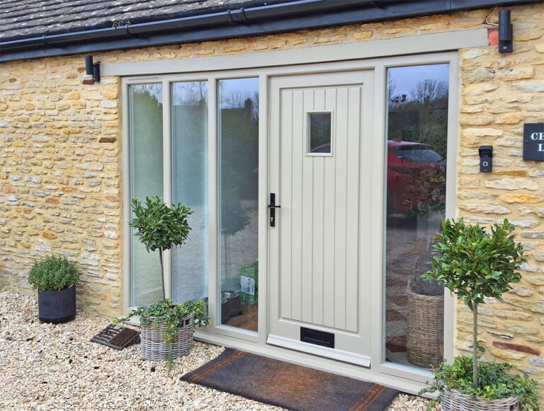 Timber Front Door with Sidelights and Stable Door with Flag Window, Bicester. Woodcraft Windows