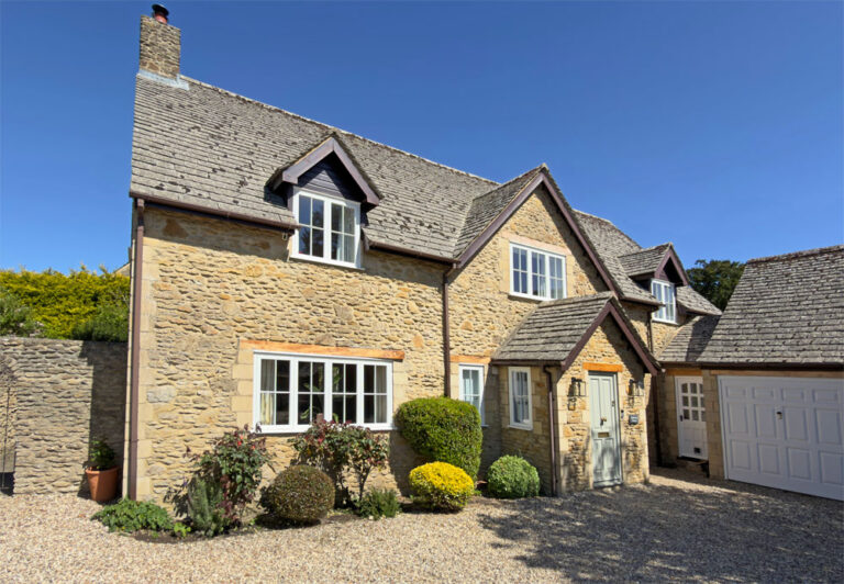 Bespoke Timber Windows and Front Door, Buckland, Faringdon. Woodcraft Windows